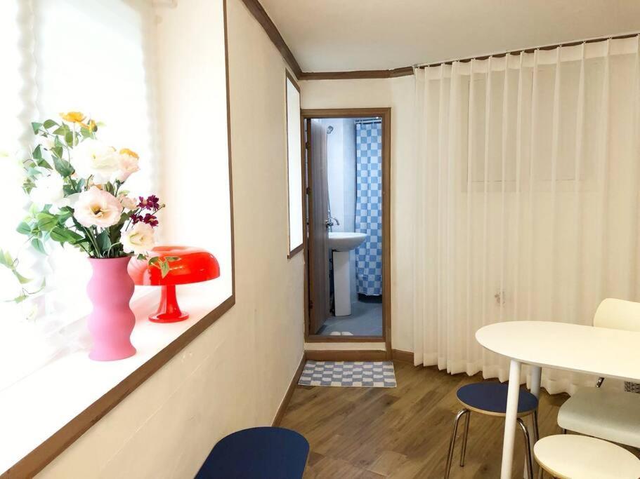 Hongdae Villa *